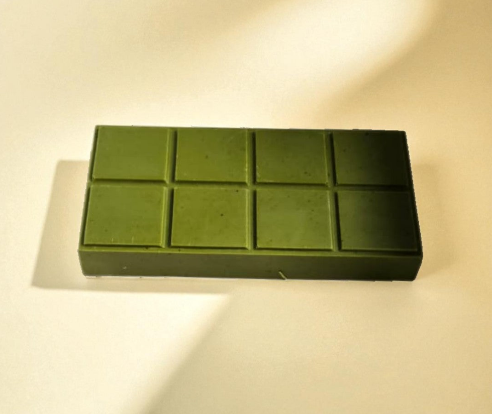 Matcha Kunafa Chocolate Slab