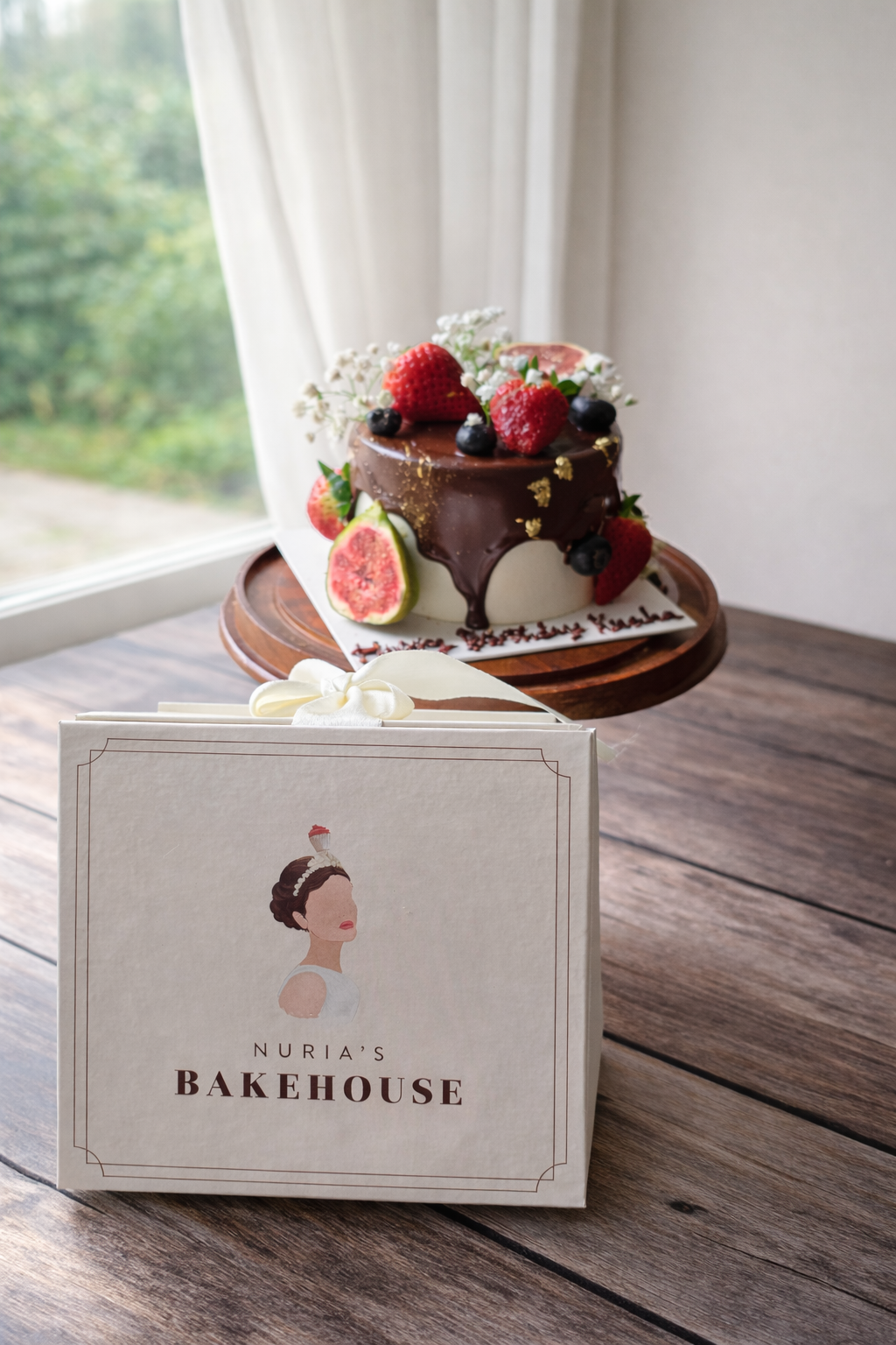 Matilda with mixed berries and flowers